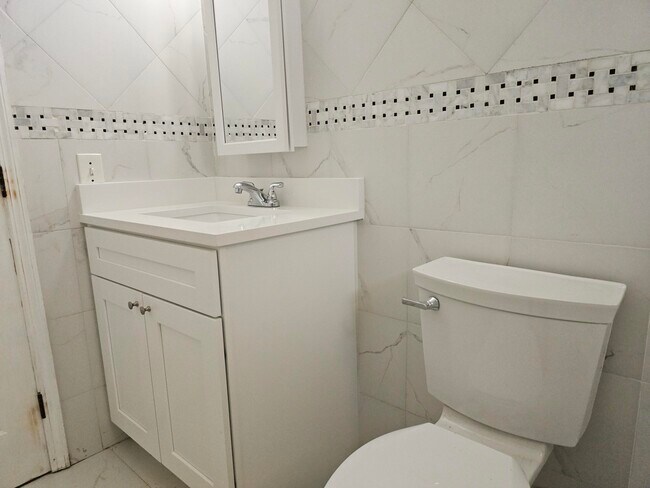 Building Photo - 4641 Myla Ln