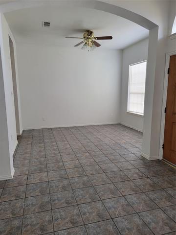 Foto del edificio - 3606 Hamlett Ln