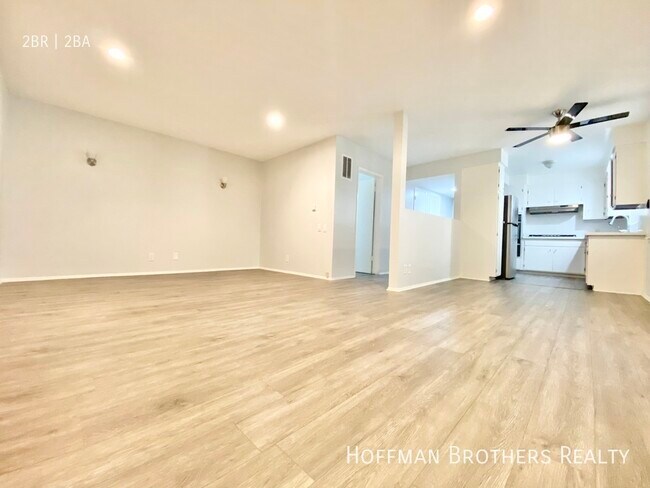 Building Photo - 1521 Yale St Santa Monica, CA 90404