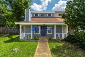 Building Photo - 27A Northtown Rd