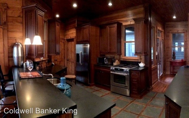 Building Photo - 471 Chestnut Hill Loop
