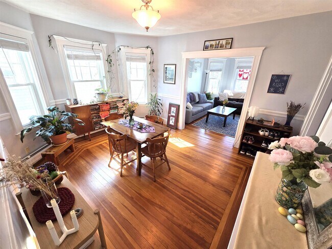 Building Photo - 31 Electric Ave