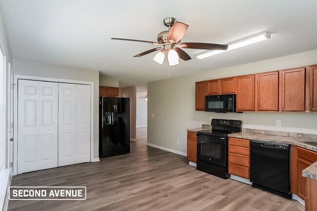 Building Photo - 6850 John Clark Dr
