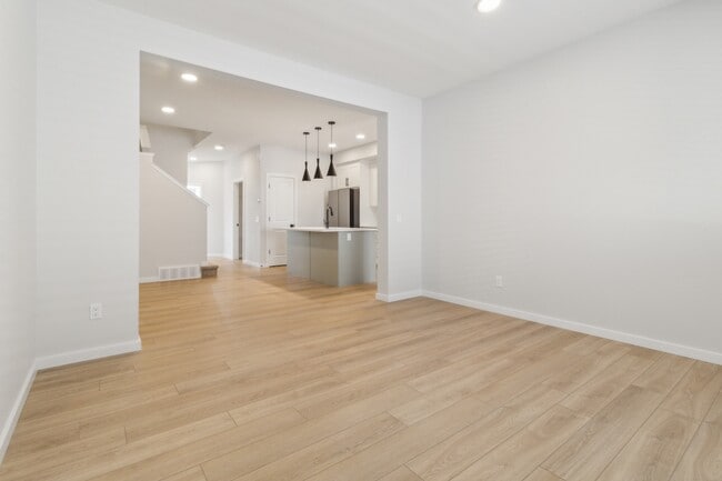 Building Photo - 20939-20925 25 Ave NW