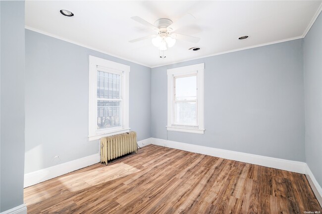 Building Photo - 126 N Park Ave