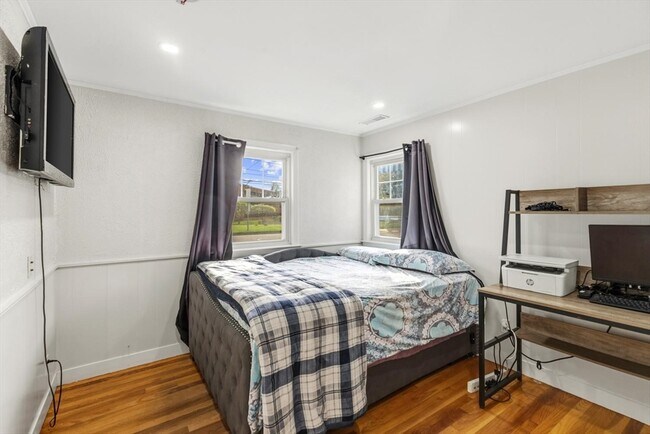 Foto del edificio - 423 Bedford St