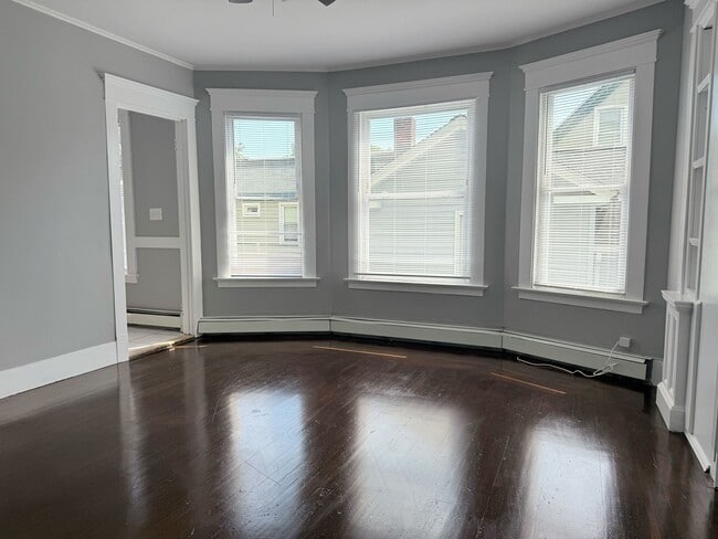 Building Photo - 135 Pendleton St