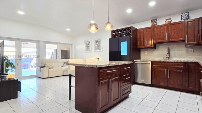 Building Photo - 3796 SW 148th Ct