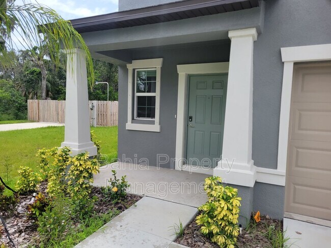 Building Photo - 11541 Fern Hill Dr
