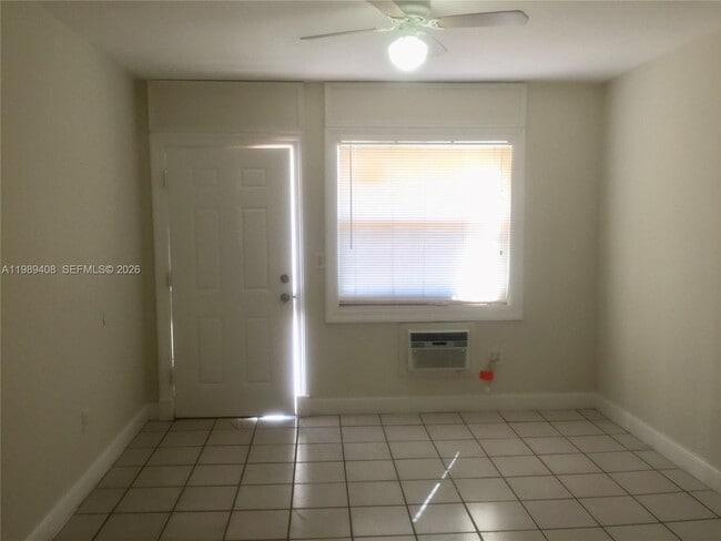 Foto del edificio - 2551 NW 13th St