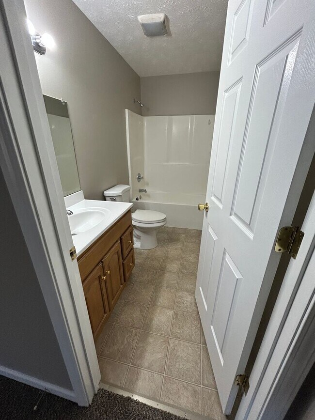 Foto del edificio - 3 Bedroom 2 Bathroom Single Family Home