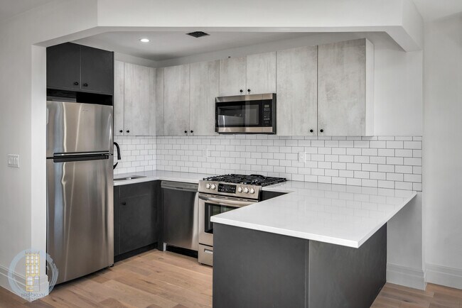 Foto del edificio - 371 MacDonough St