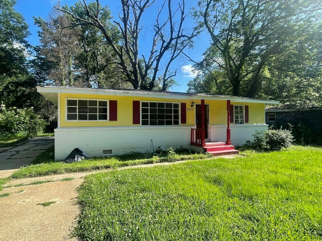 Foto principal - 1127 Killarney St