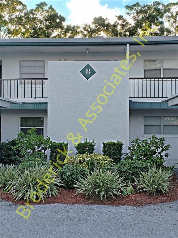 7560 92nd St, Seminole, FL 33777 Condo for Rent in Seminole, FL