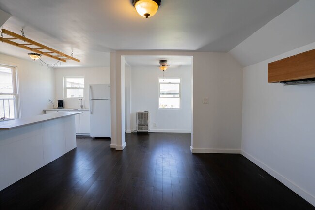 Sala de estar / Cocina - 158 N Avenue 25