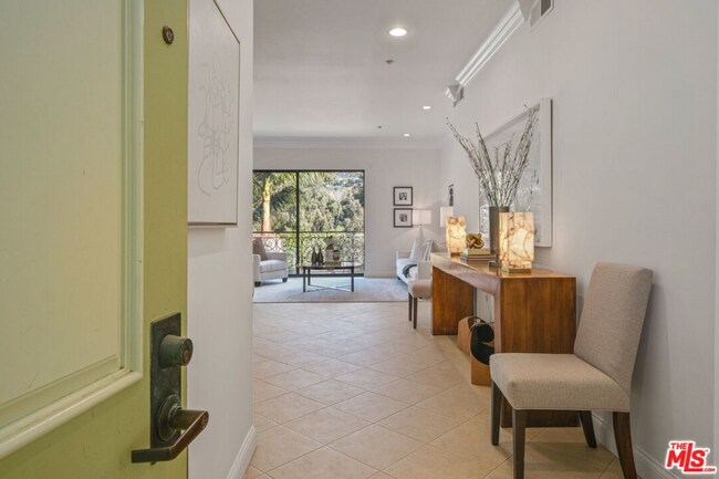 Foto del edificio - 16000 W Sunset Blvd