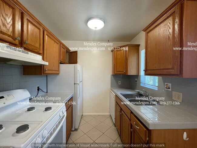 Building Photo - 3123 Jarvis St