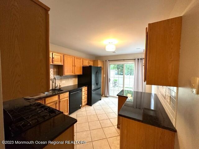 Building Photo - 64 Picket Pl
