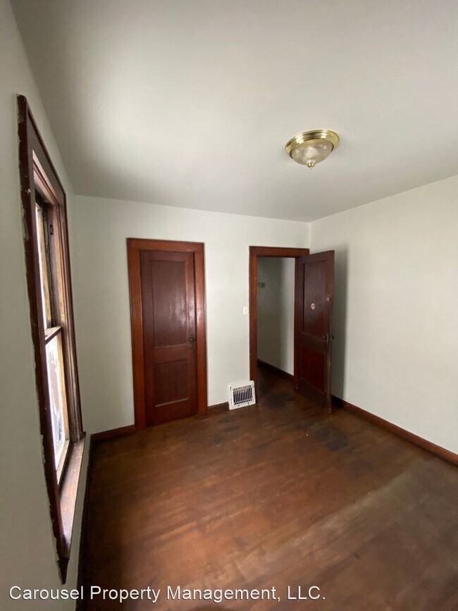 Foto del edificio - 2 br, 1 bath House - 1215 Henning Ave