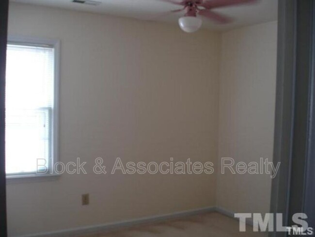 Building Photo - 311 Wax Myrtle Ct.