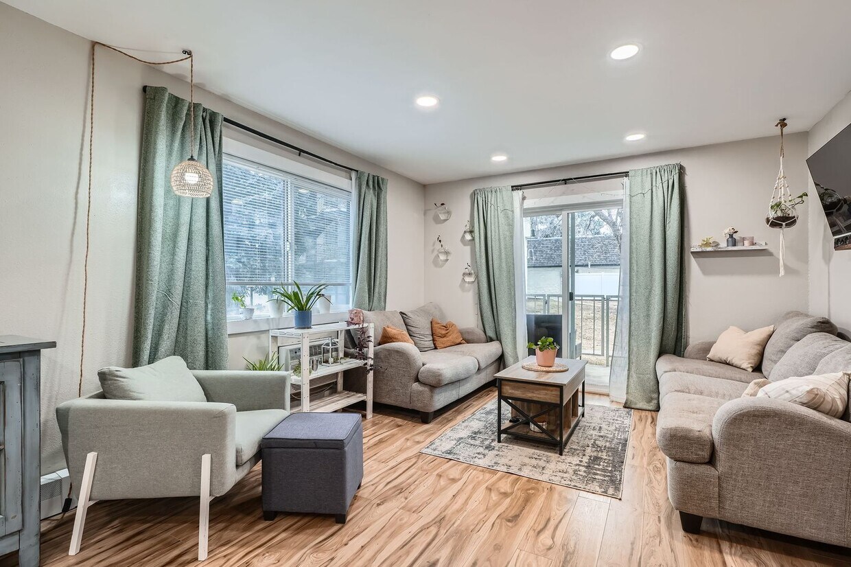 Foto principal - Modern Comfort Meets City Convenience in D...