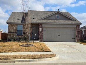 Building Photo - 2009 Derby Ln