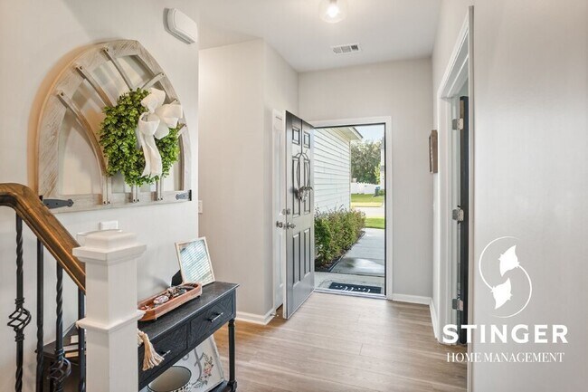 Foto del edificio - 75 Keowee Ln