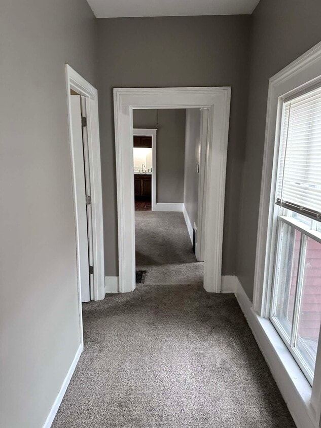 Entrance - 1018 Haskell Ave