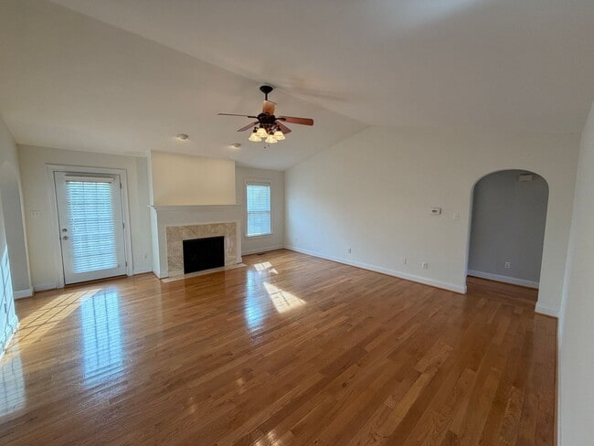 Foto del edificio - Statesville - Scotts Creek - 3BD/ 2BA