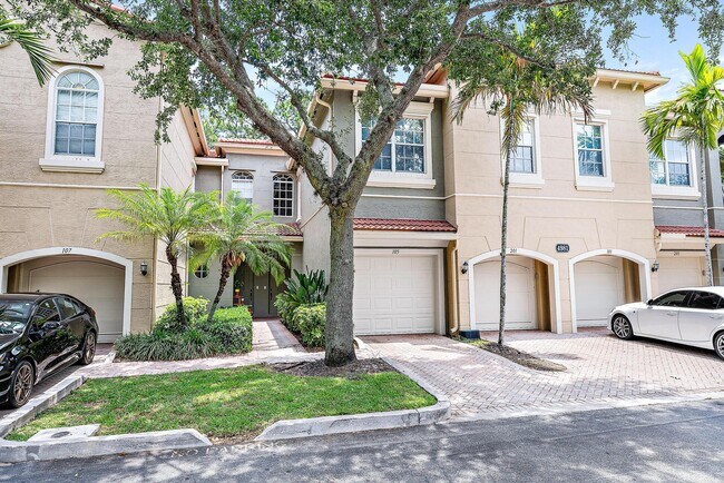 Building Photo - 4981 Bonsai Cir