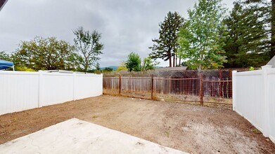 Building Photo - 15431 Marty Dr
