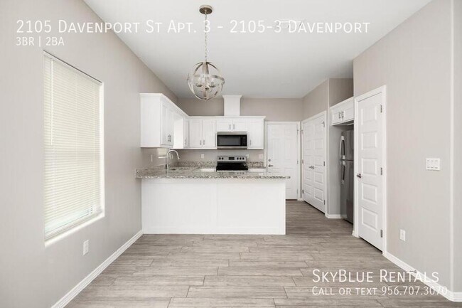 Foto del edificio - 2105 Davenport St
