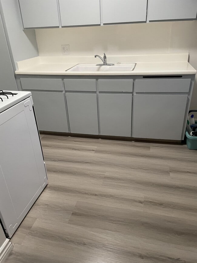 Building Photo - 7732 Chapman Ave