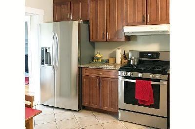 Foto del edificio - 3 bedroom in Belmont MA 02478