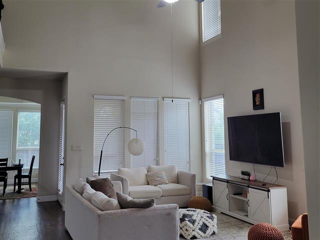 Foto del edificio - 4428 Saukenuk Ln