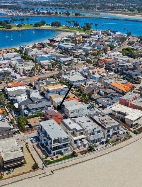 Vista aérea - 715 Balboa Ct