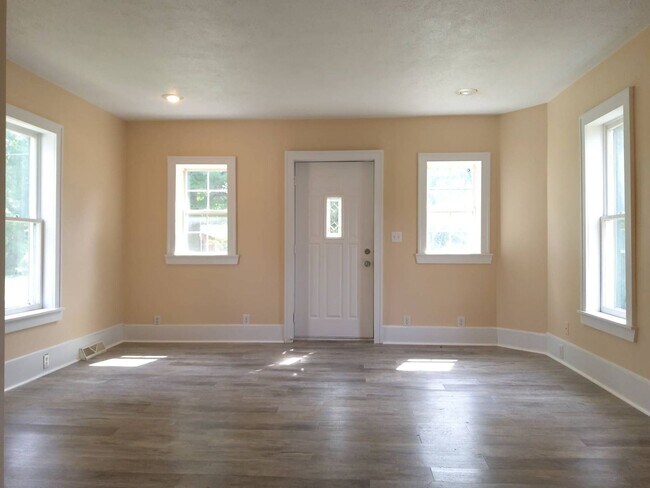 Foto del edificio - 3 Bedroom Home in Middlebury