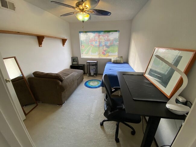 Building Photo - 45 Kenbrook Cir