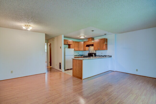 Foto del edificio - L730 Harrier