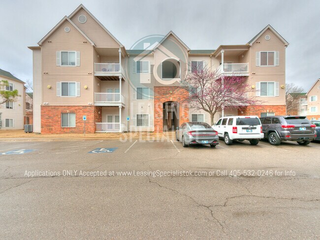 Foto del edificio - Spacious 4 Bed 4 Bath Furnished Condo at T...