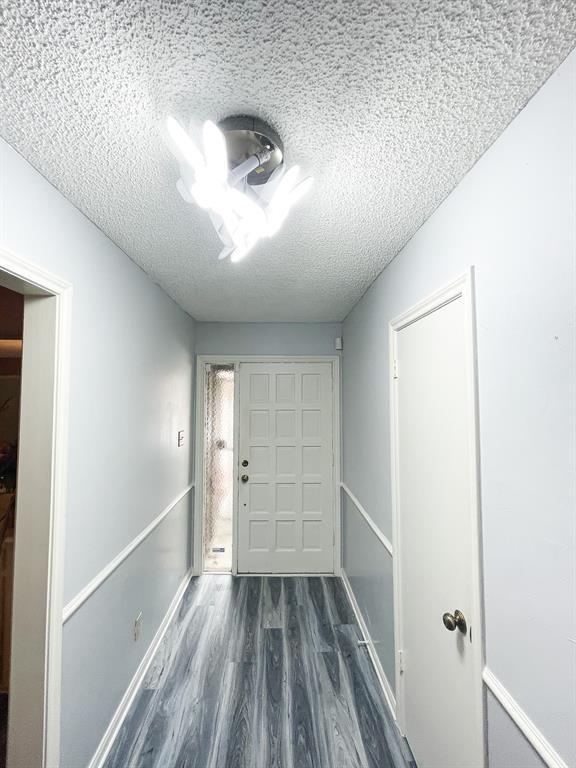 Foto del edificio - 7807 Hummingbird St