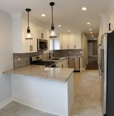 Building Photo - 3033 Euclid Ave