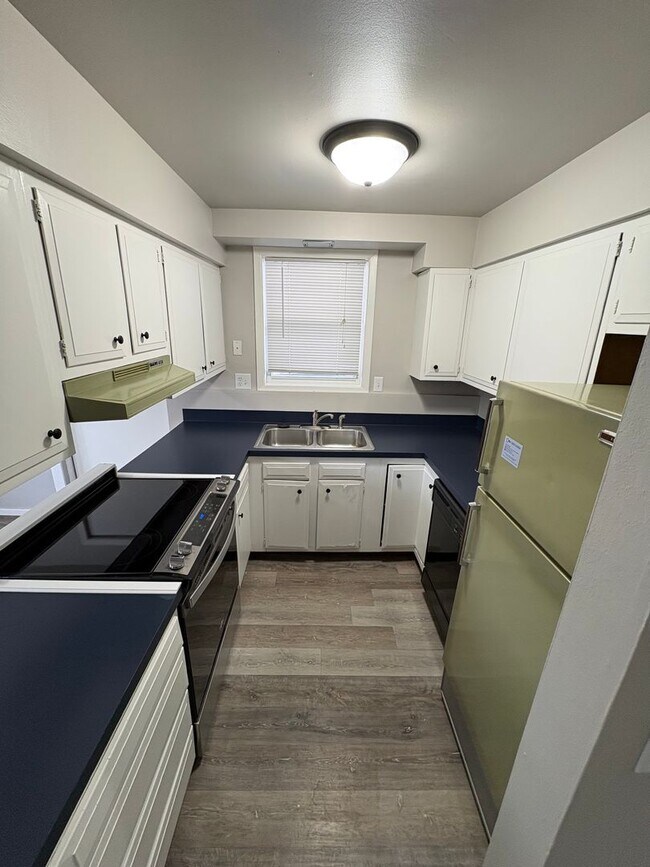 Foto del edificio - 2 Bedroom Duplex