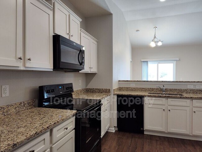 Building Photo - 9623 Weikert Rd