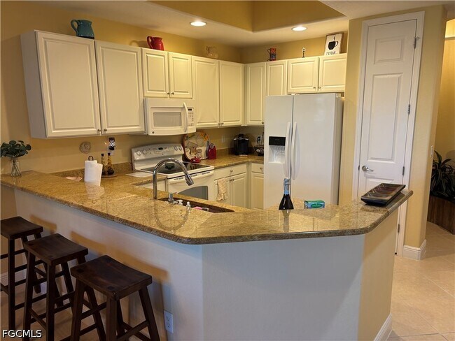 Building Photo - 13780 Julias Way