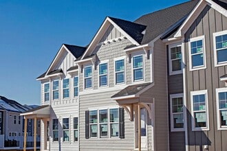 Building Photo - 2209 Leeham St