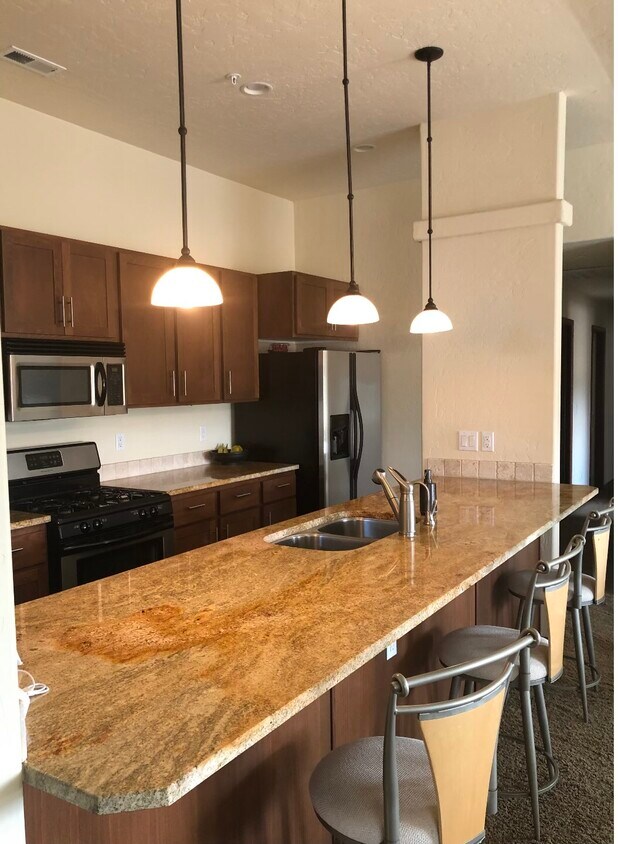 755 Icefall Dr Unit 202, Hayden, ID 83835 Condo for Rent in Hayden, ID