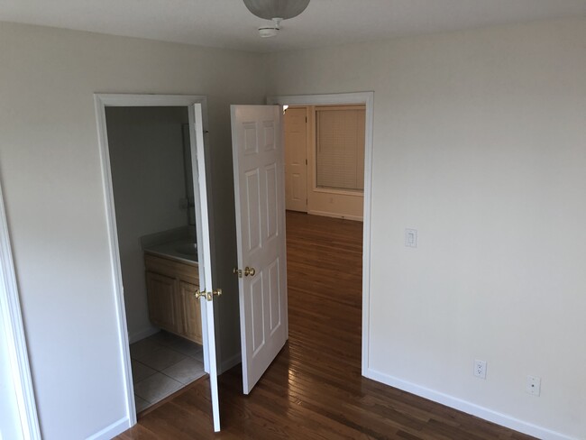 Building Photo - 32 Douglas Fir Ave