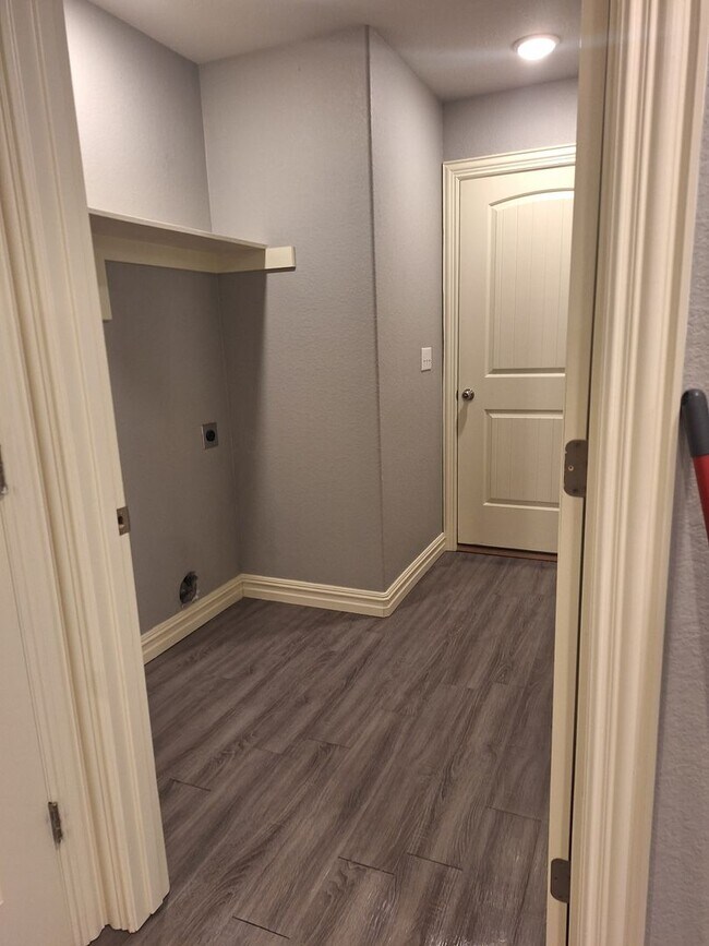 Foto del edificio - 3 bedroom Duplex