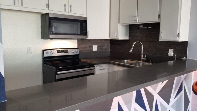 Custom backsplash - 13751 Oxnard St